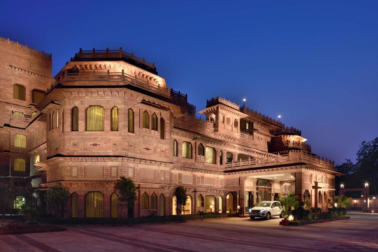 Radisson Jodhpur Hotel จ๊อดปูร์ ภายนอก รูปภาพ