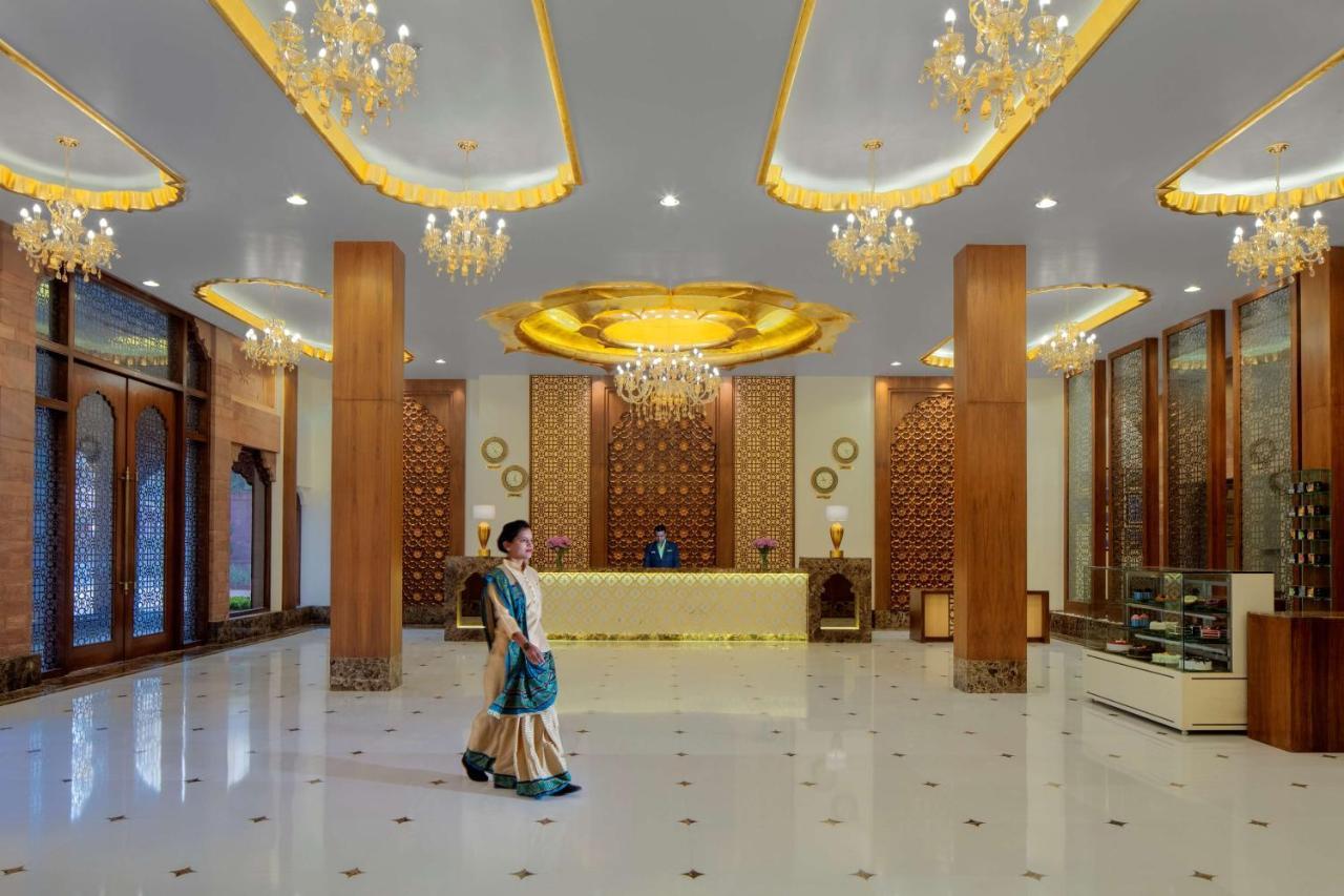 Radisson Jodhpur Hotel จ๊อดปูร์ ภายนอก รูปภาพ